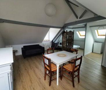 Location Appartement 1 pièce 24m² - Photo 2