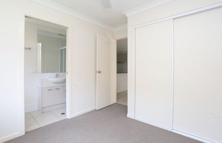 2/7 Ceres Street - Photo 2