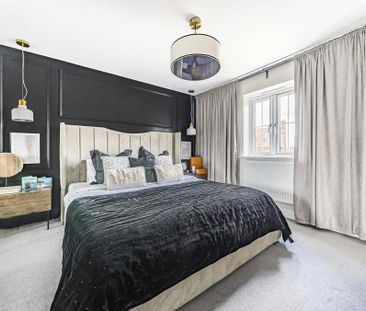 4 bedroom detached house to rent - Photo 4