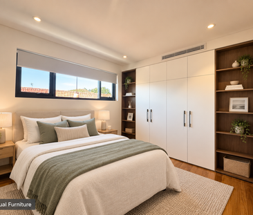 Near New 5 bedroom Luxury Duplex with Granny Flat - Photo 4