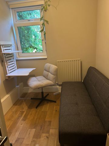 2 Bed Maisonette, Ballance Road, E9 - Photo 3