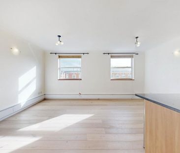 3 bedroom apartment to rent - Photo 3