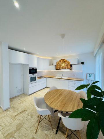 Location Appartement 4 pièces 93m² NICE 06200 - Photo 3