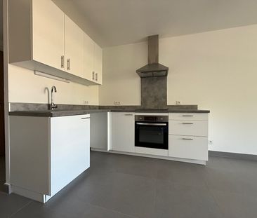 Location Appartement 2 pièces 43m² - Photo 4