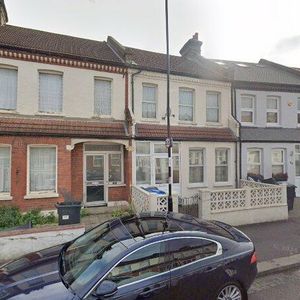 Room in a Shared House, Thornton Heath, CR7 - Photo 2
