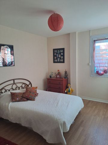 Location Appartement 4 pièces 79m² - Photo 3