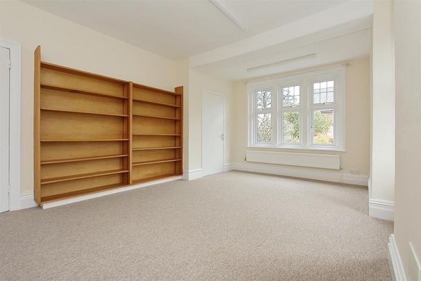 4 bedroom house to rent - Photo 1