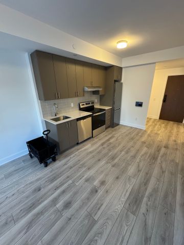 For Lease - 3240 William Coltson Avenue Unit# #217, Oakville, Ontario - Photo 5