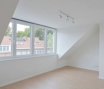 Bel-étage te huur in Sint-Pieters-Woluwe voor € 2.700 met 4 slaapka... - Photo 4
