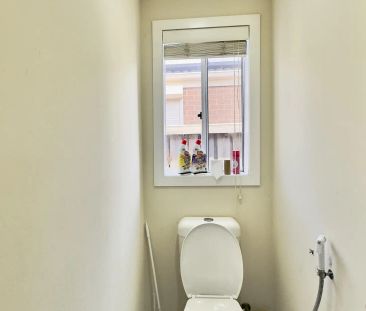 “Beautiful 3-Bedroom house for Lease in Wyndham Vale” - Photo 6