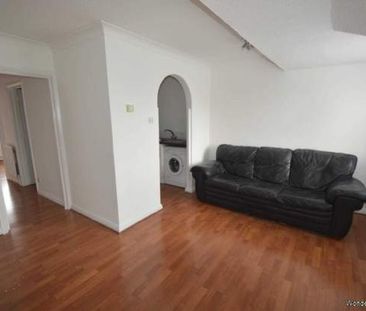 1 bedroom property to rent in Addlestone - Photo 2