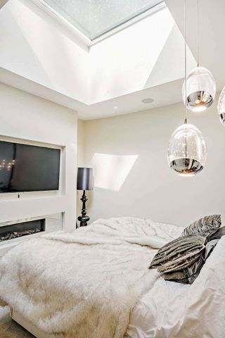 One of a kind, luxury home in a prime Bowdon location. - Photo 5