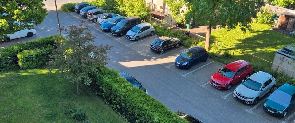 Frisch renovierte 2,5-Zimmer-Wohnung mit Balkon - Foto 1