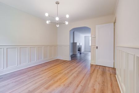 For Lease - 2 Aldbury Gardens, Toronto, Ontario - Photo 2