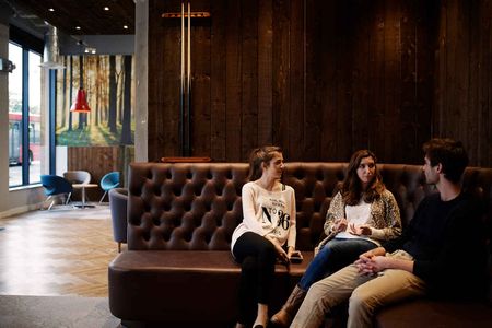 Platinum Ensuite Mid Level - Photo 2