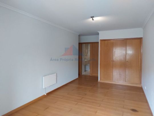 3 room luxury Flat for rent in Cascais e Estoril, Portugal - Photo 1