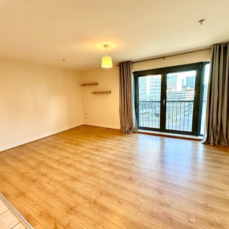 Kent Road, Charing Cross, Glasgow, G3 7EH - Photo 1