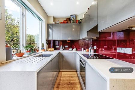 1 bedroom flat to rent - Photo 5