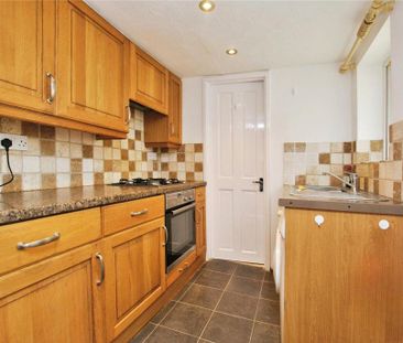 2 bedroom terraced house to rent - Photo 1