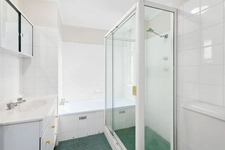 Coastal Apartment with Private Courtyard - Photo 4