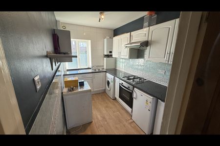 2 Bed Flat, Friern Park, N12 - Photo 5