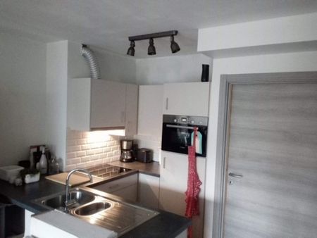 Recent en energiezuinig gelijkvloers appartement met tuin en terras in Bornem - Photo 5