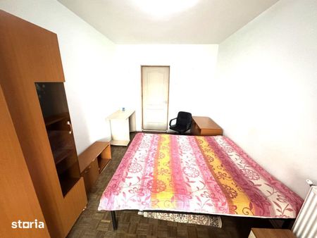 Apartament 2 camere semidecomandate Mazepa 1 pret 300euro/luna - Fotografie 5