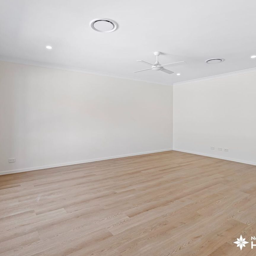 Low-set villa featuring three spacious bedrooms. - Photo 1