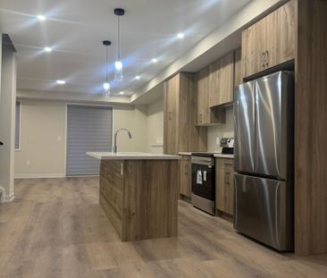 For Lease - 24 Lewis Craigie Lane, Richmond Hill, Ontario - Photo 1