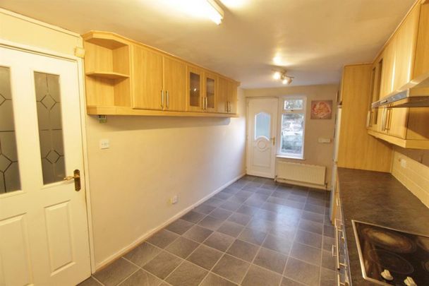 3 bedroom House To Let - Photo 1