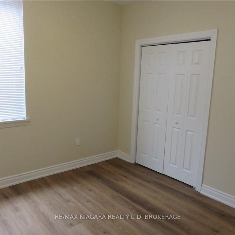 For Lease - 58 Jarvis Street Unit# 202, Fort Erie, Ontario - Photo 1