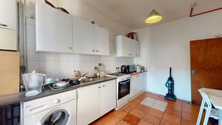 Room in a Shared Flat, Mile End Road, E1 - Photo 5