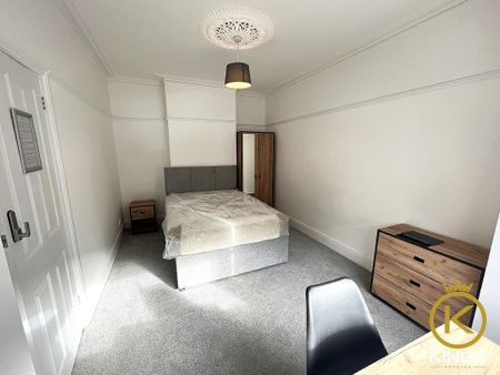 3 bedroom terraced house to rent - Photo 2