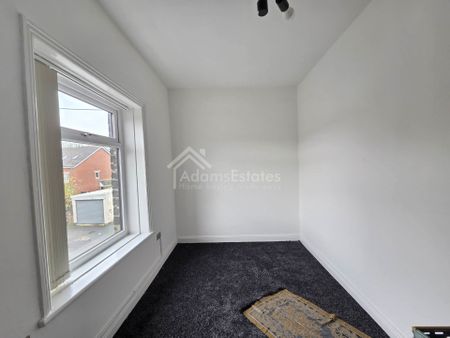 Price £650 pcm - Available Now - Unfurnished - Photo 3