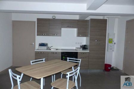 Roanne, 12 Place des Promenades (lot N°201) - Photo 2