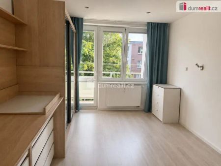 Pronájem bytové jednotky 2+1 v Ústí nad Labem - Fotografie 5