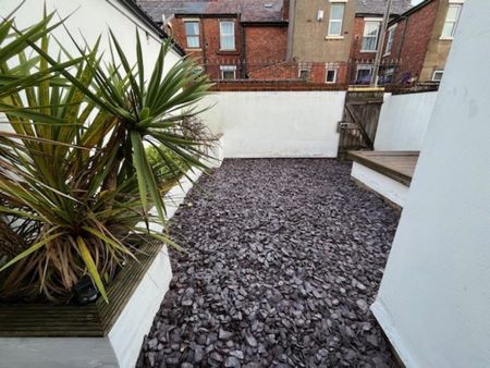 Blundell Road, Preston - Photo 2