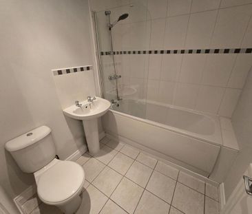 2 bedroom flat to rent - Photo 6