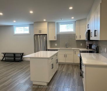 For Lease - 6484 Sam Iorfida Drive, Niagara Falls, Ontario - Photo 1