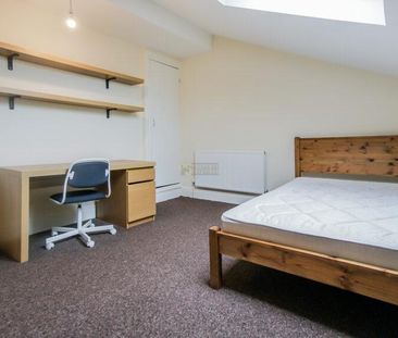 7 bedroom terraced house to rent - Photo 3