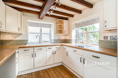 4 bedroom detached to rent Moat Farm, NR12 0DW - Photo 4