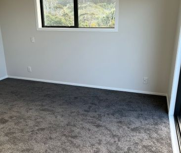 56 Hokioi Drive, Kenepuru - Photo 4