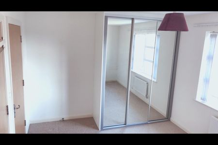 Room in a Shared House, Cotton Close, CR4 - Photo 3