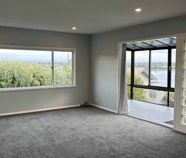 Stunning Views in Mt Pleasant - Photo 4