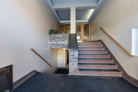 4390 Grand Boulevard - Photo 3