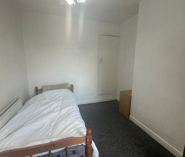 Room in a Shared House, Alum Rock Road, B8 - Photo 5