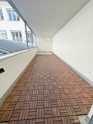 3,5-Zimmerwohnung mit 190 m2 Wohnfläche im Herzen der Grossbasler-Altstadt - Photo 1