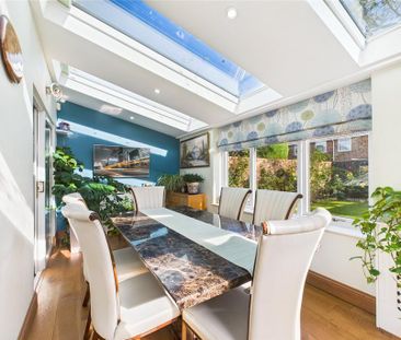 3 bedroom link detached house to rent - Photo 3