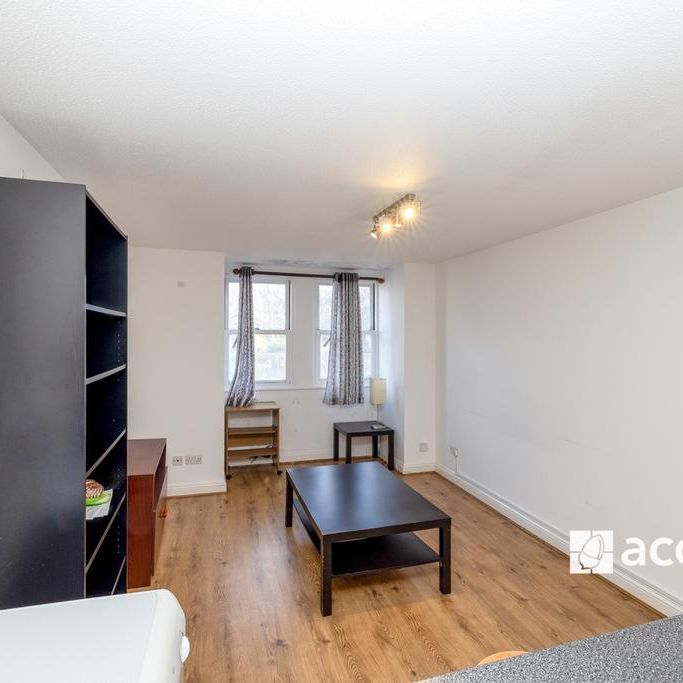 1 bedroom flat to rent - Photo 1