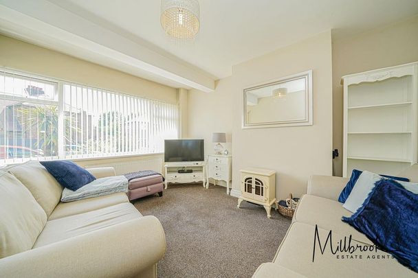 3 bedroom semi-detached house to rent - Photo 1